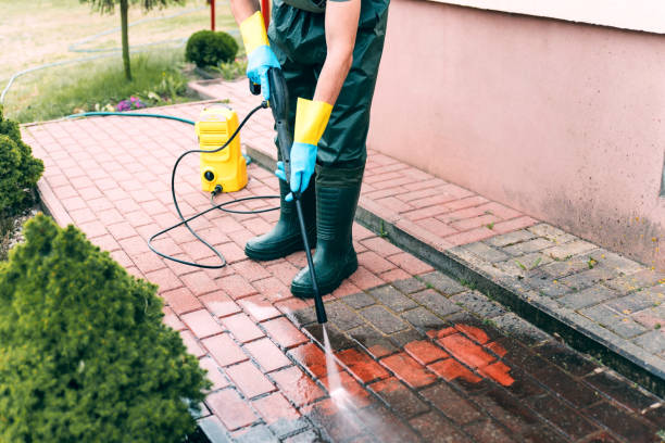 Best Garage Pressure Washing  in Country Homes, WA