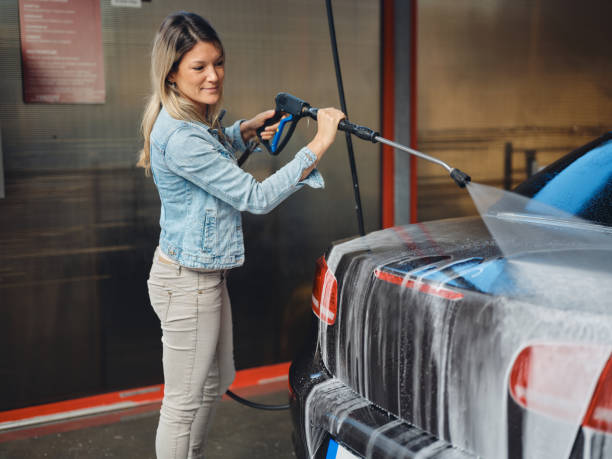 Best Commercial Building Pressure Washing  in Country Homes, WA